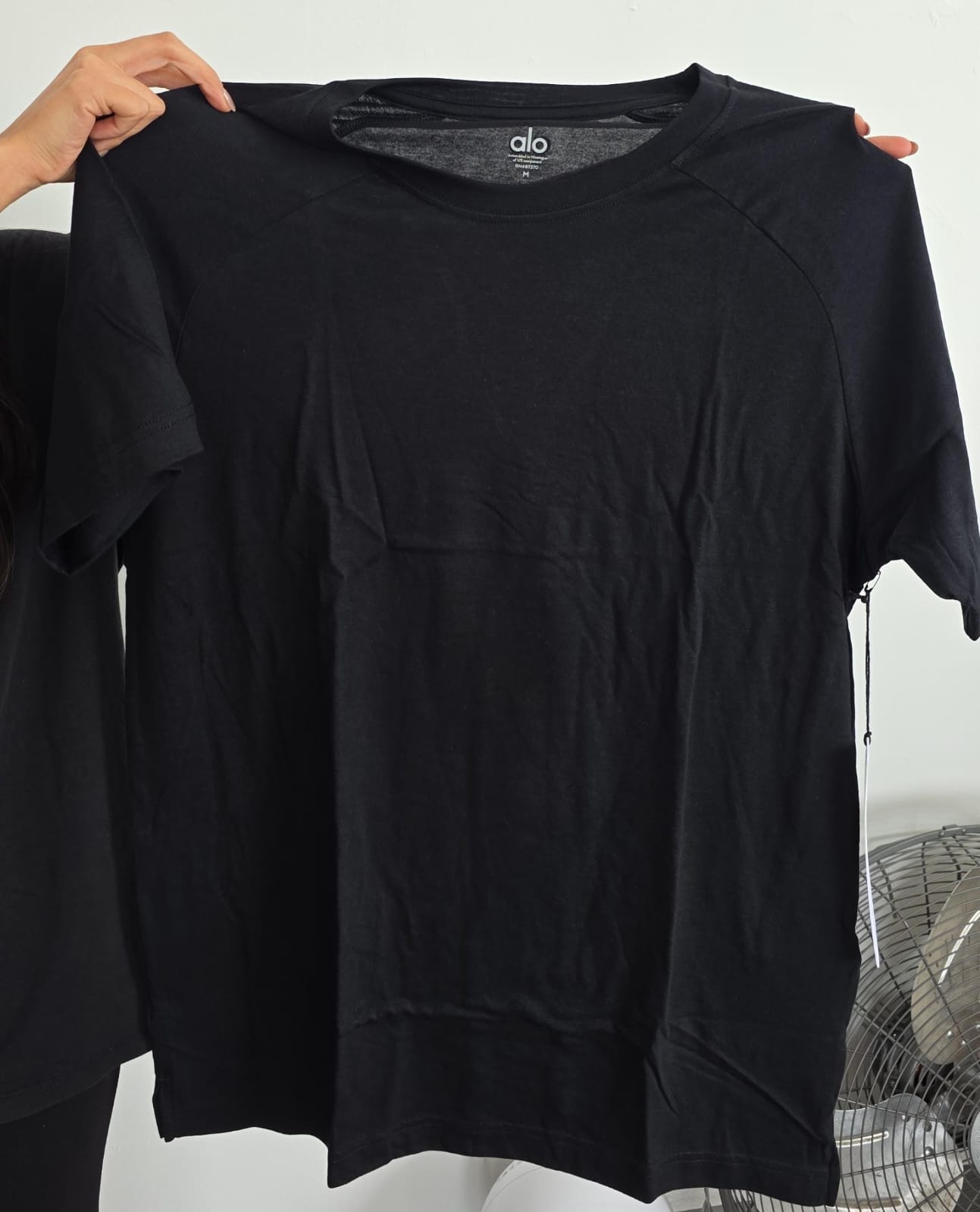 THE TRIUMPH CREW NECK TEE BLACK