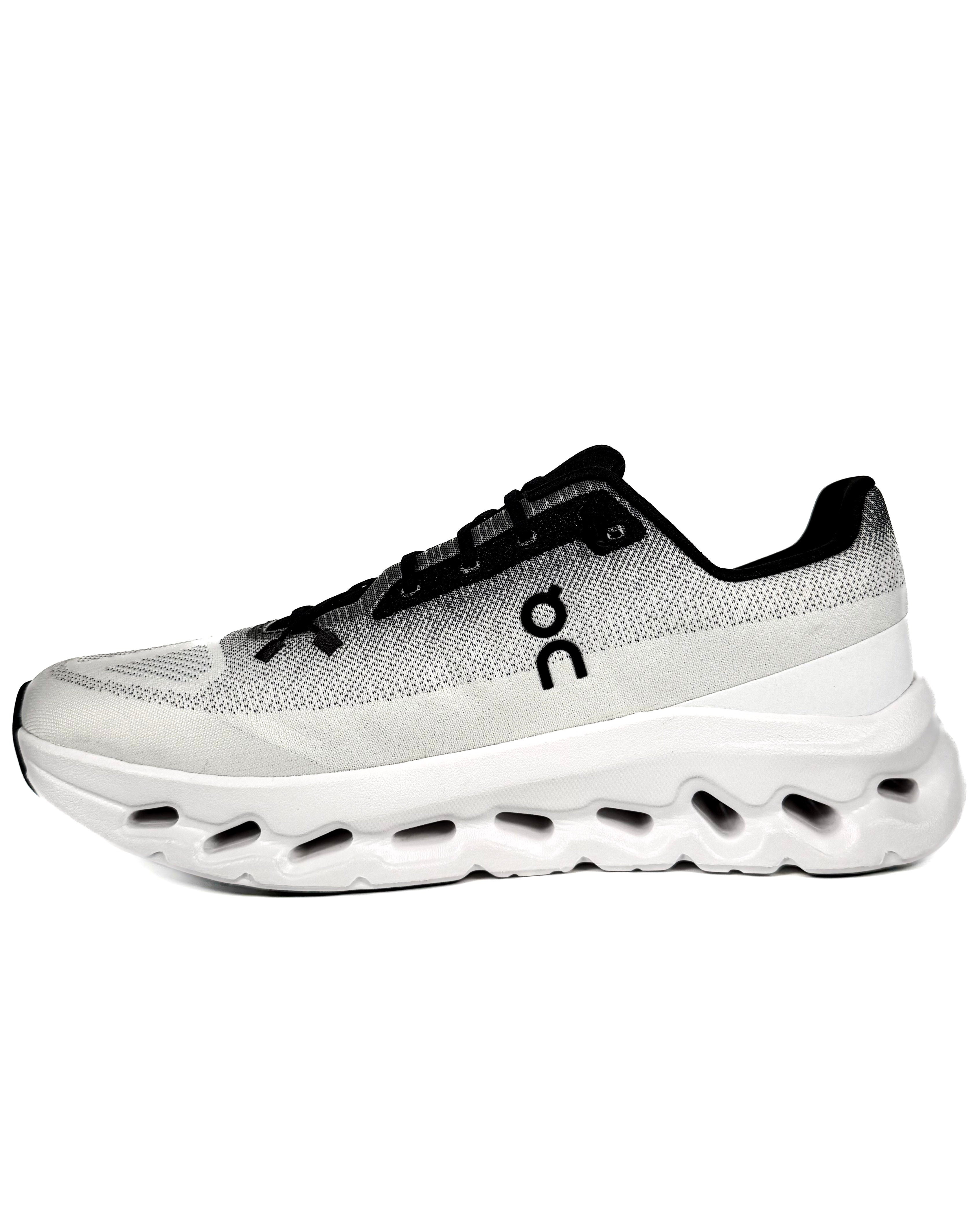 ON - CLOUDTILT BLACK/IVORY