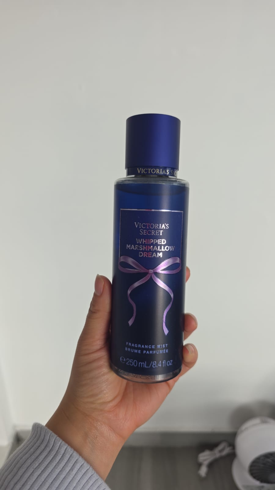 WHIPPED MARSHMALLOW DREAM BLUE