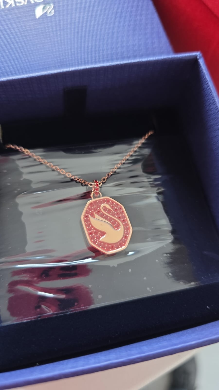 NECKLACE SCAR/ROS 5631675	ROSE GOLD/RED