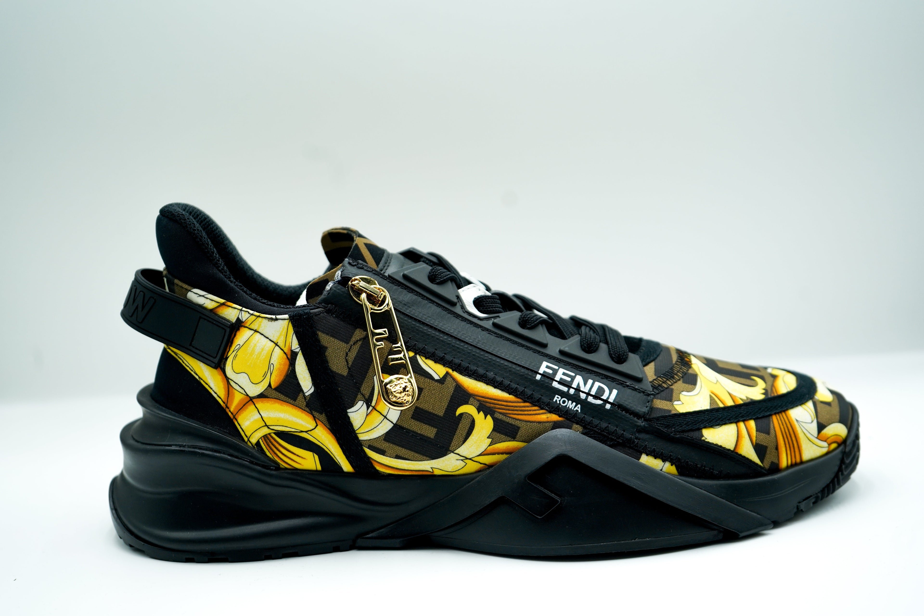 FENDI FENDACE FLOW BLACK