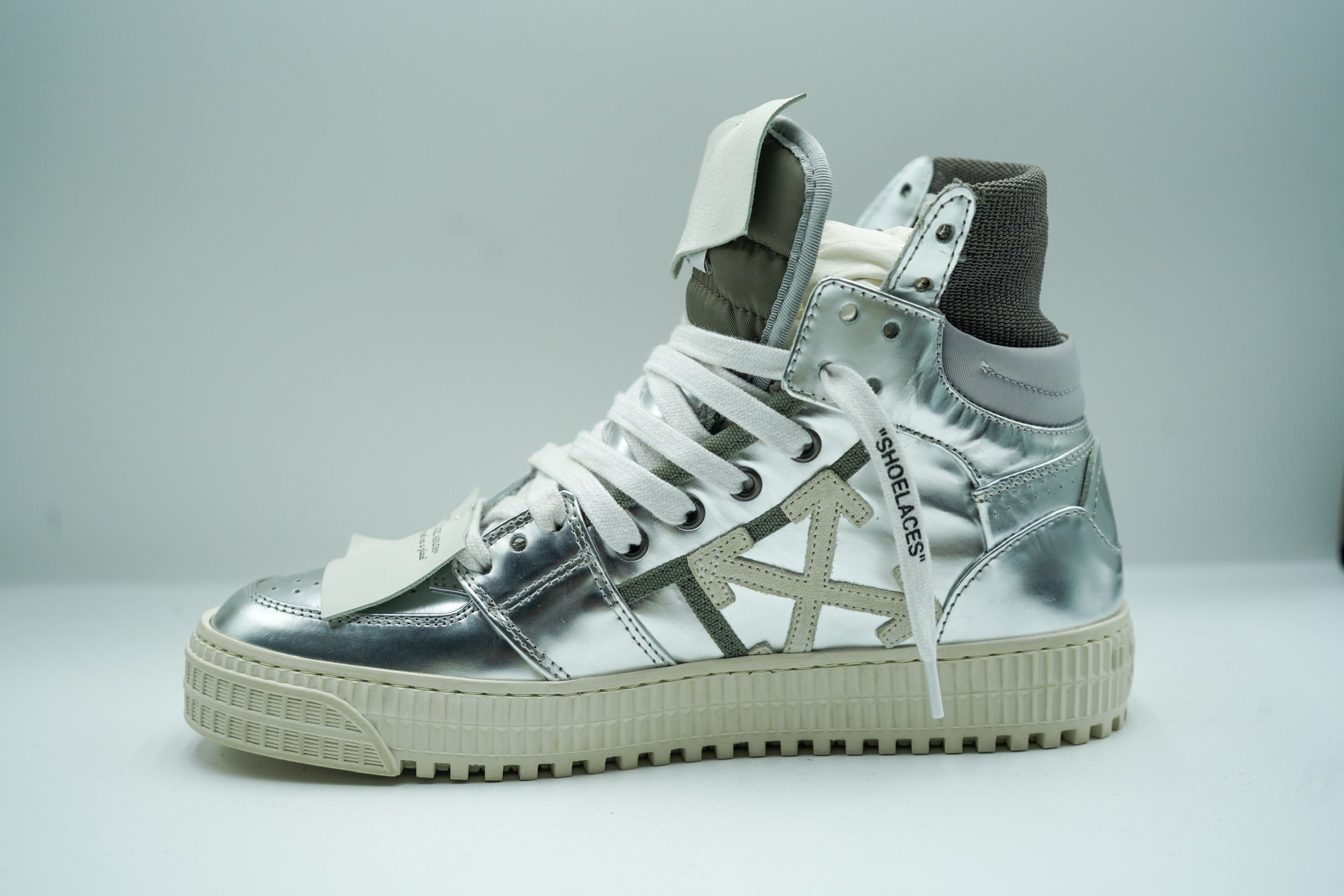 3.0 OFF COURT FULL METALLIC SILVER