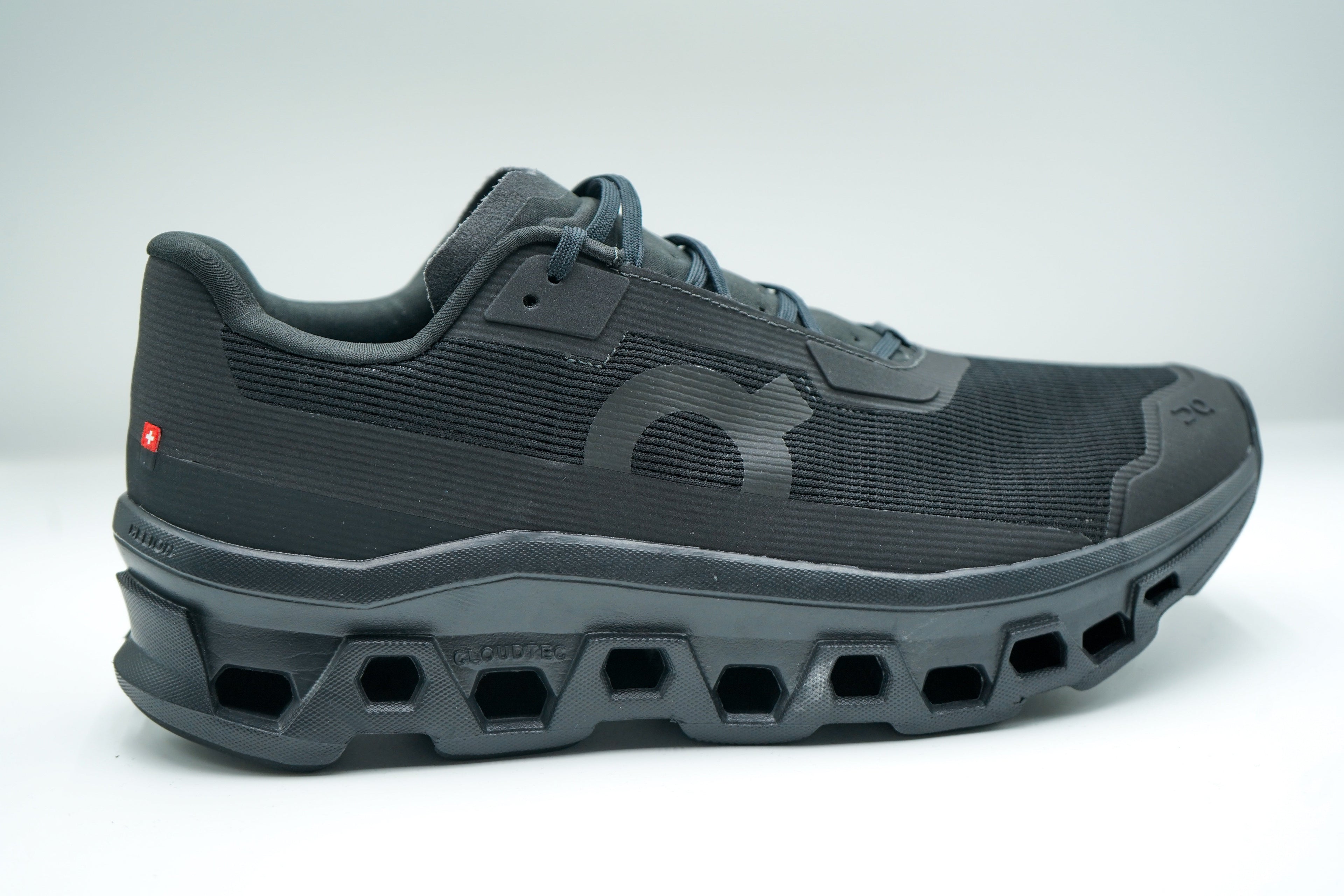 CLOUDMONSTER VOID BLACK/BLACK