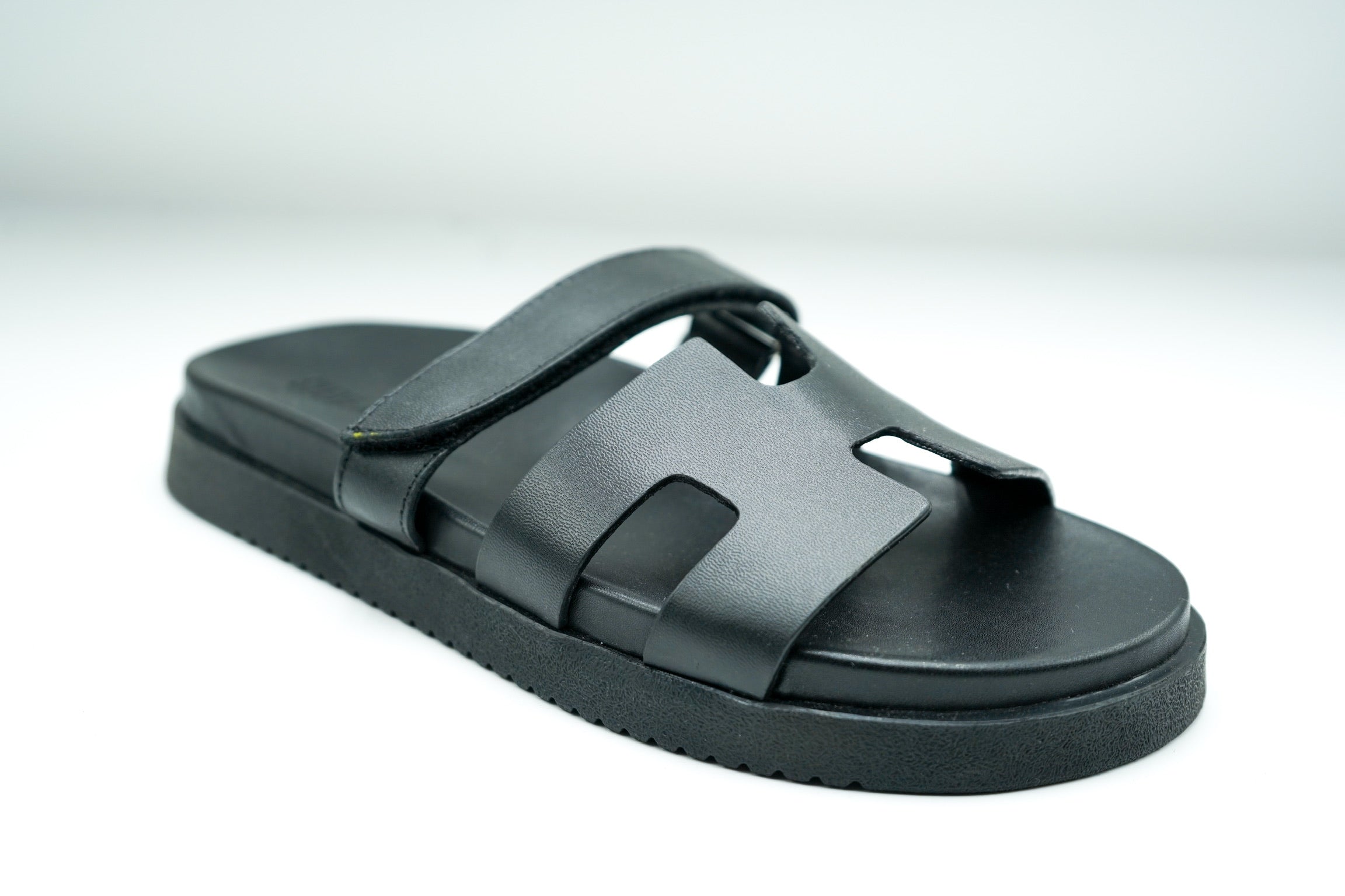 MAYVEN BLACK LEATHER