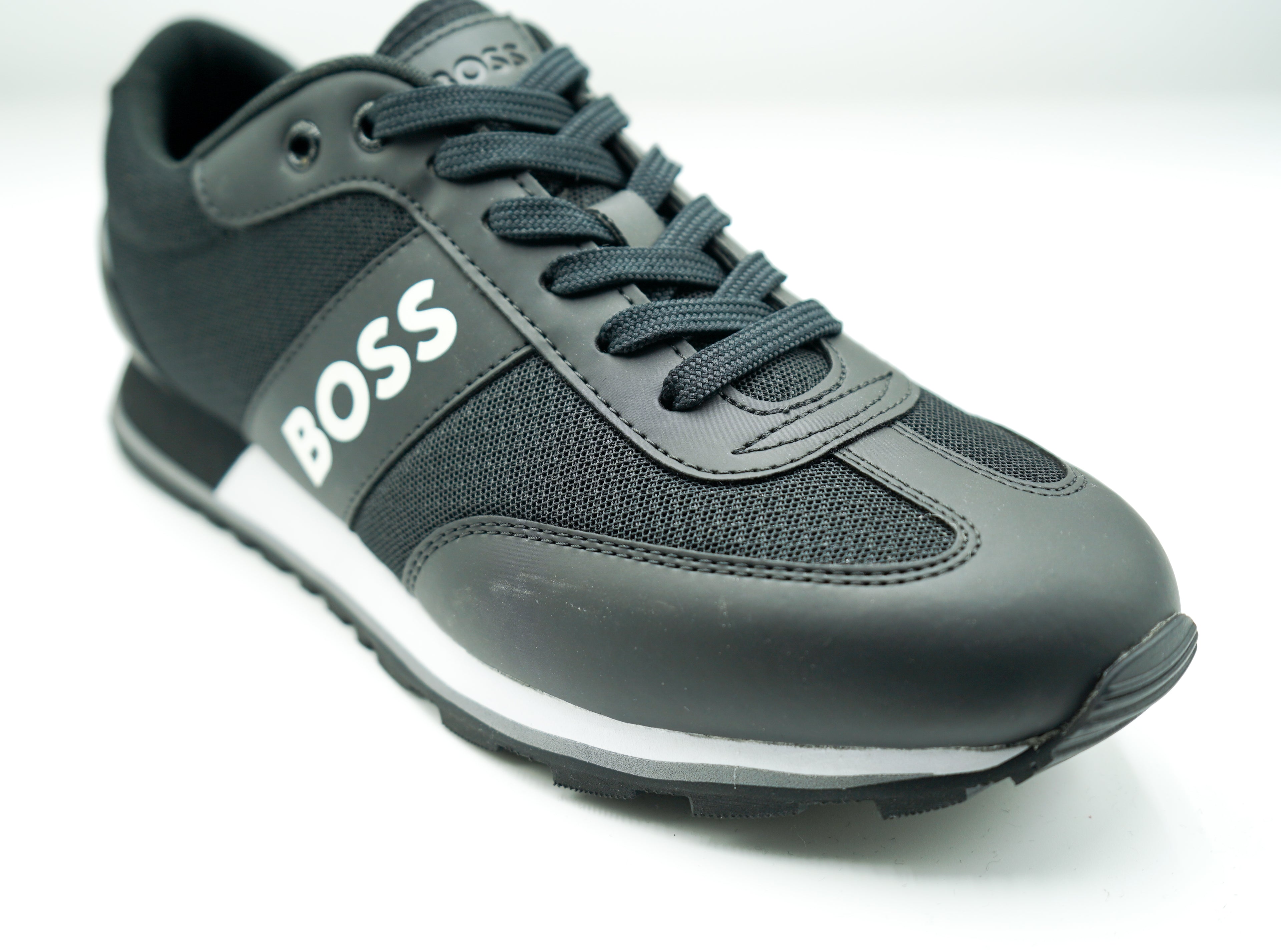 PARKOUR RUNNER BLACK