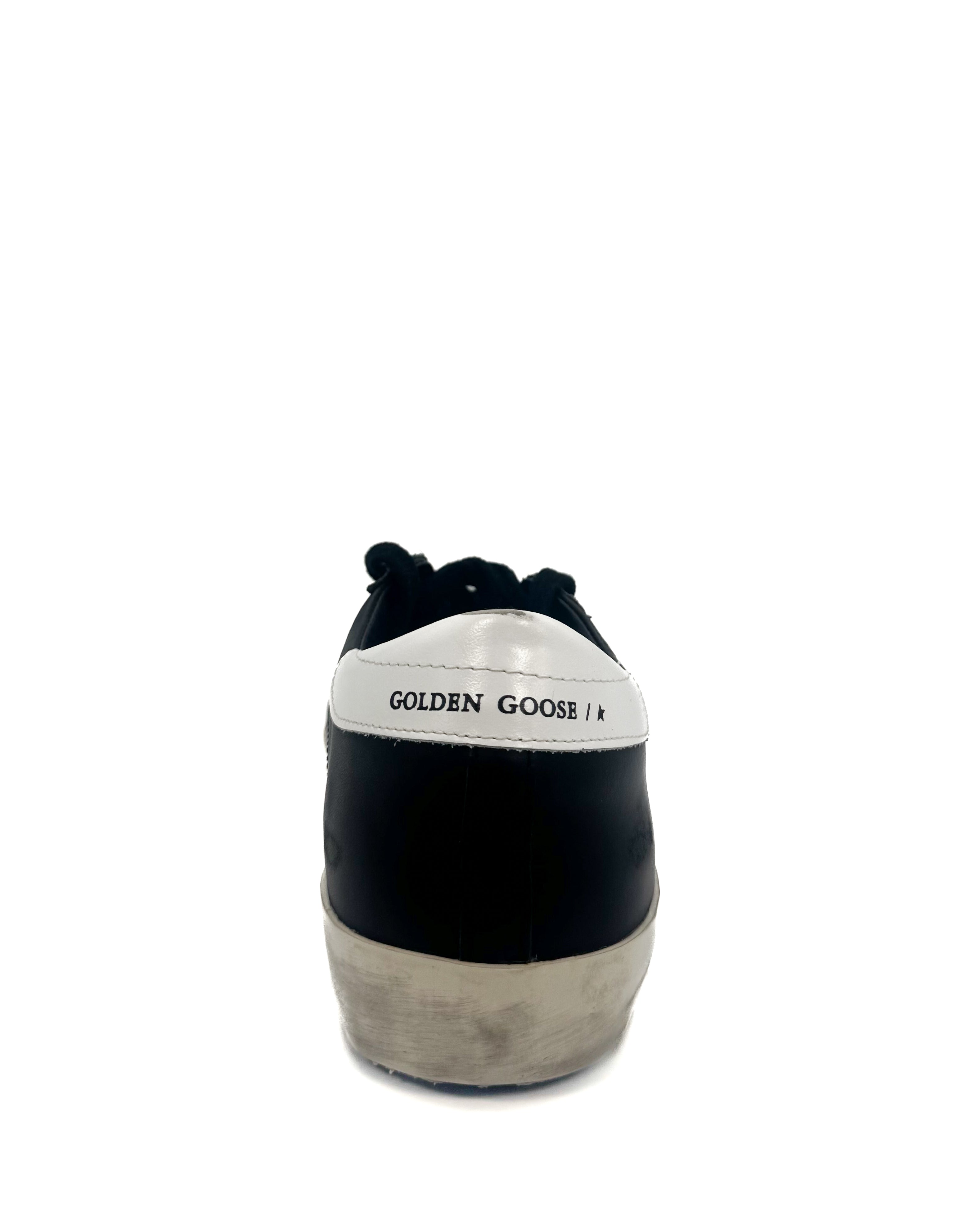 GOLDEN GOOSE - SUPER - STAR BLACK/WHITE