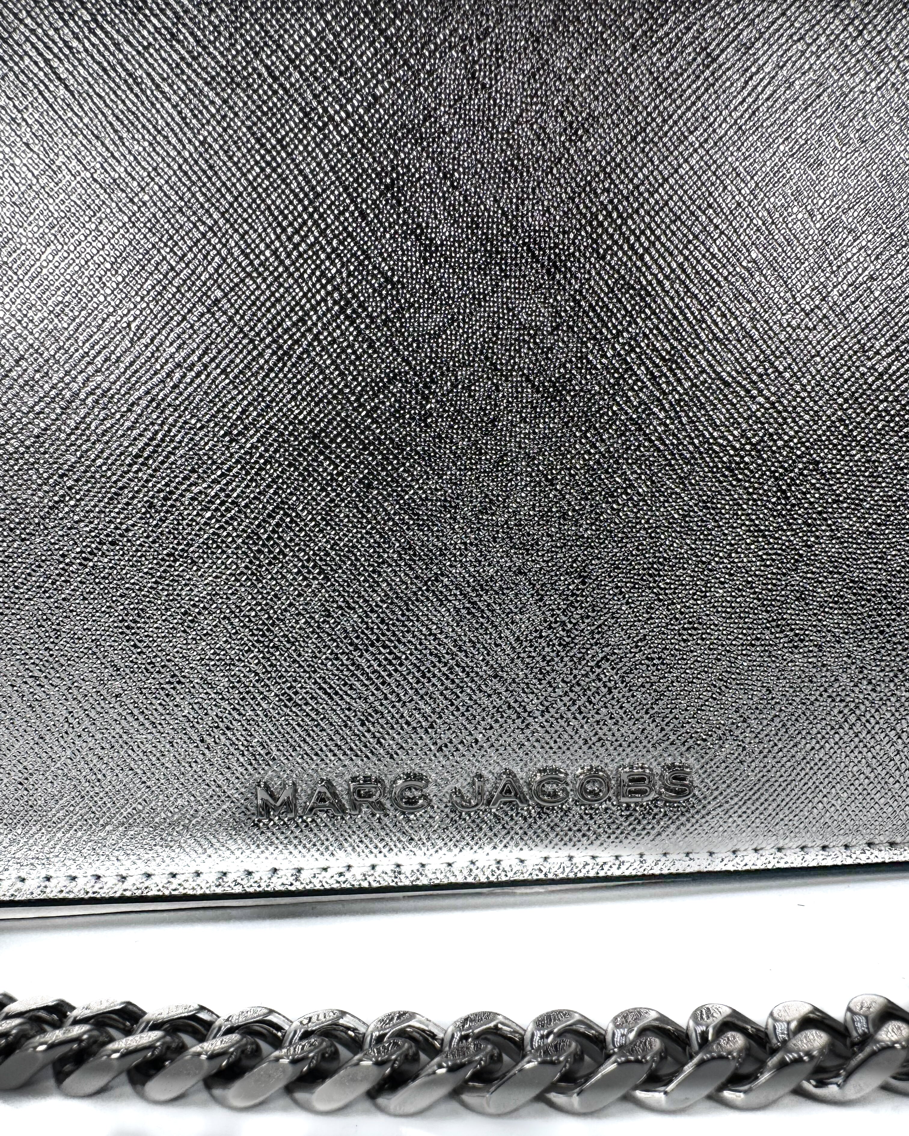 MARC JACOBS - THE CHAIN WALLET SILVER