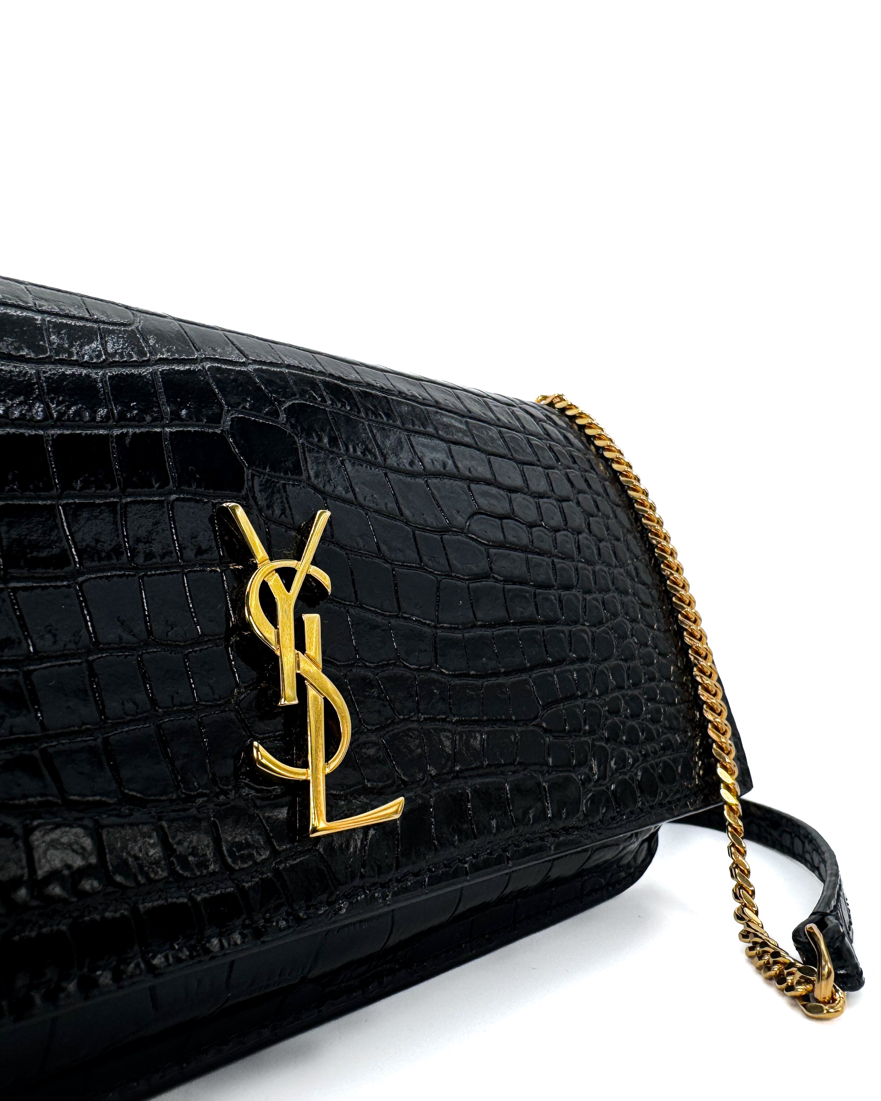 YVES SAINT LAURENT - CASSANDRE WALLET BLACK