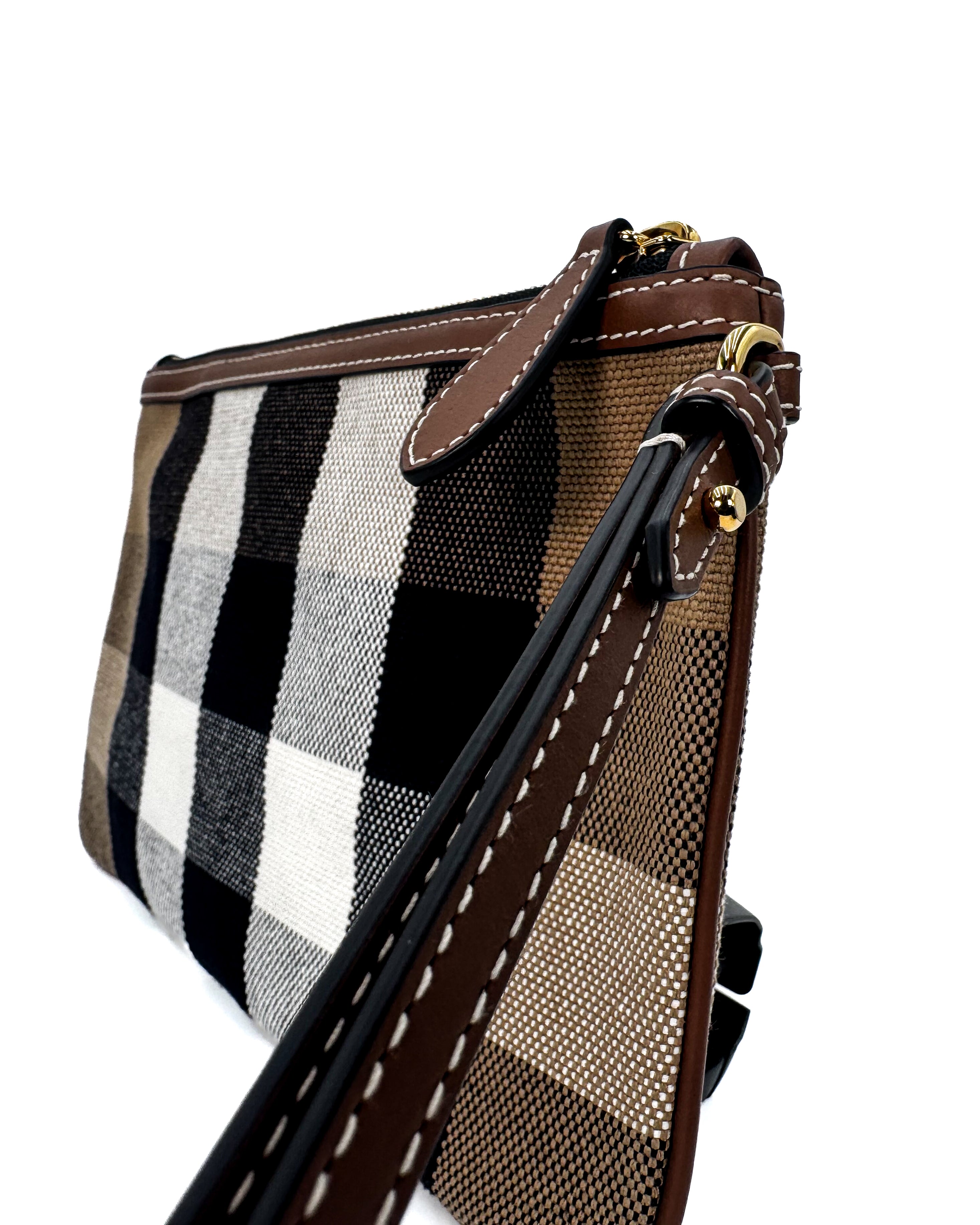 BURBERRY - LEATHER POUCH BROWN
