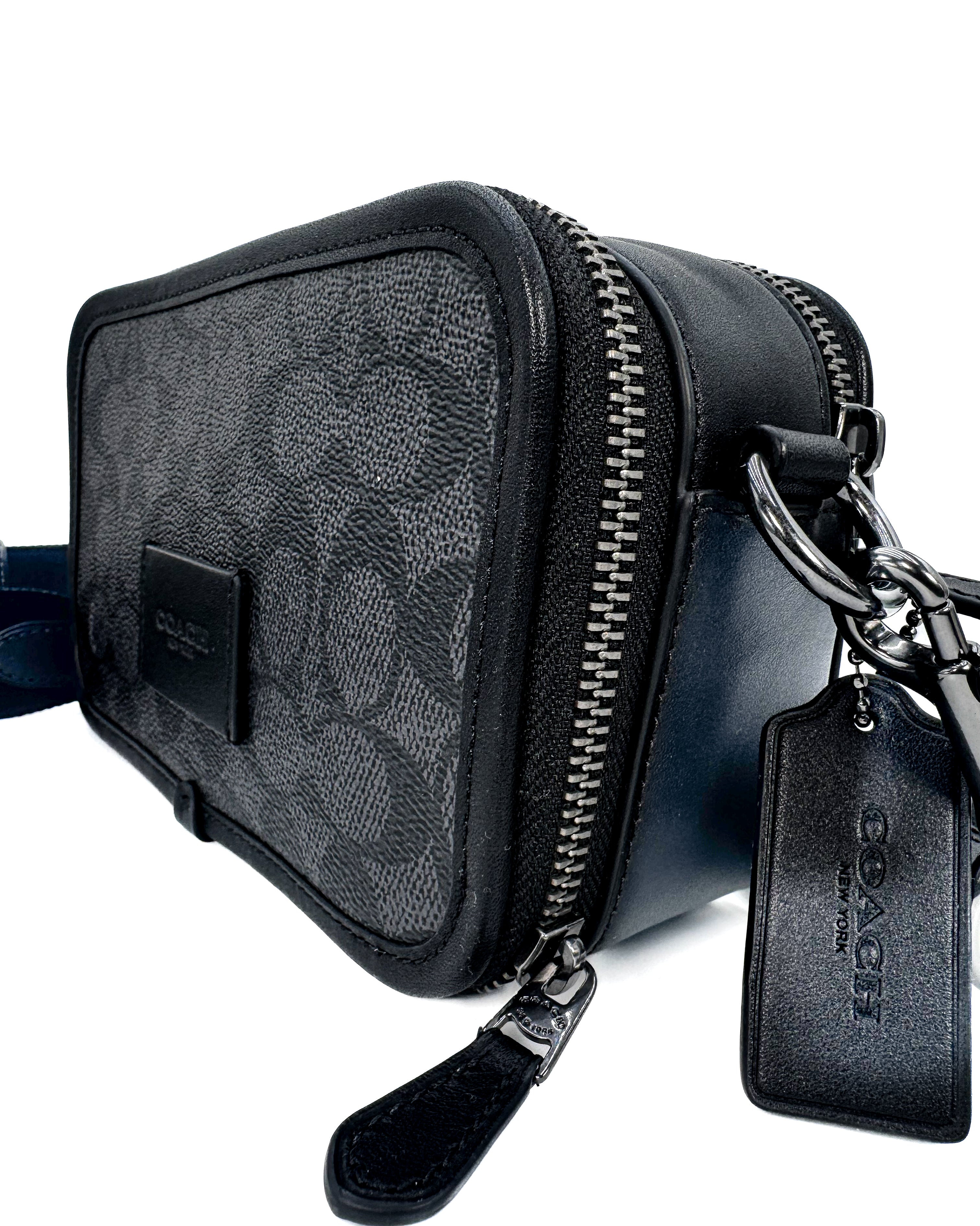 COACH - WYATT CROSSBODY SIGNATURE QB/CHARCOAL/BLACK