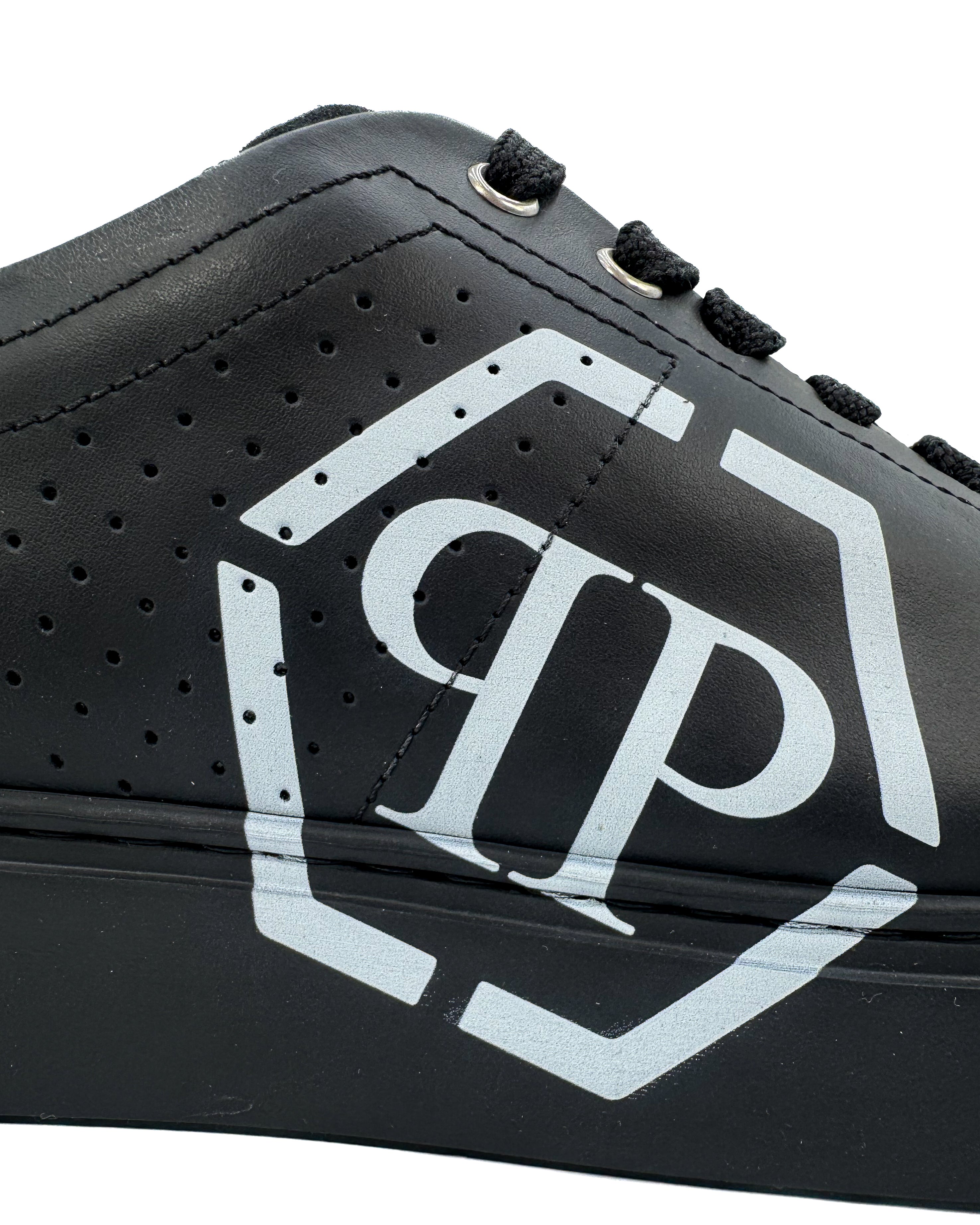 PHILIPP PLEIN - LOW TOP SNEAKERS CARSON HEXAGON BLACK/BLACK