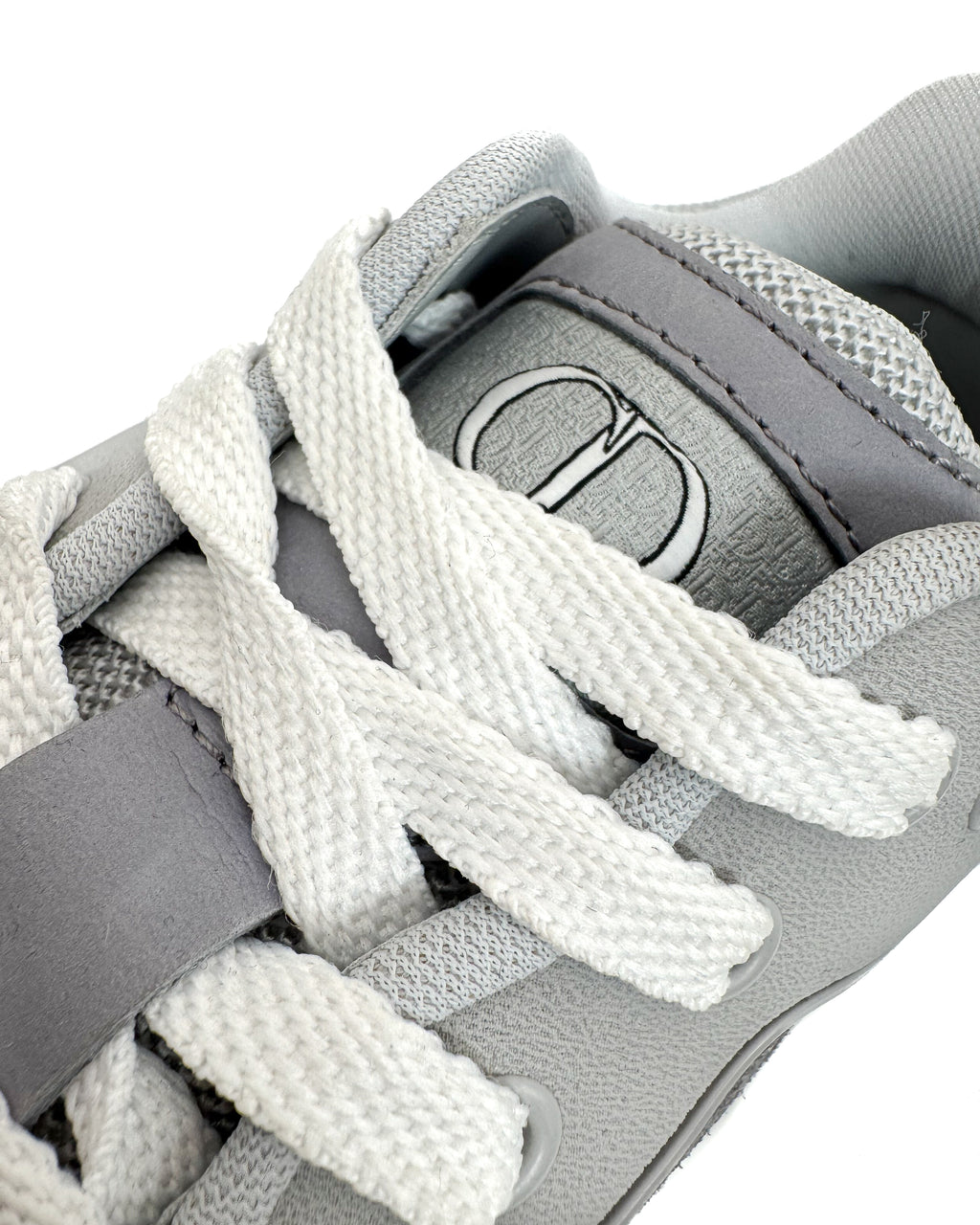 DIOR - B29 SMOOTH CALF MESH SUEDE GREY/WHITE