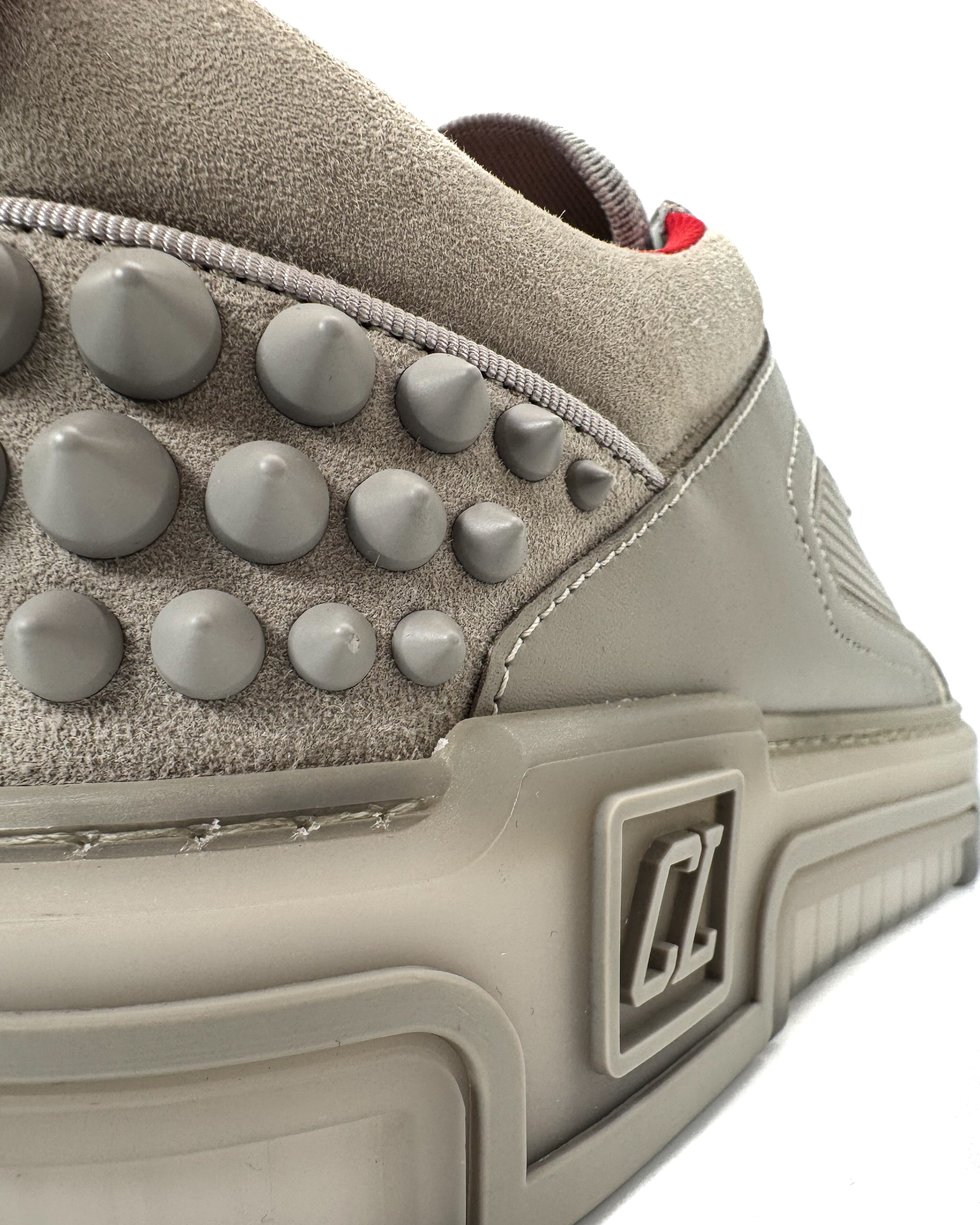 CHRISTIAN LOUBOUTIN - ASTROLOUBI FLAT GOOSE