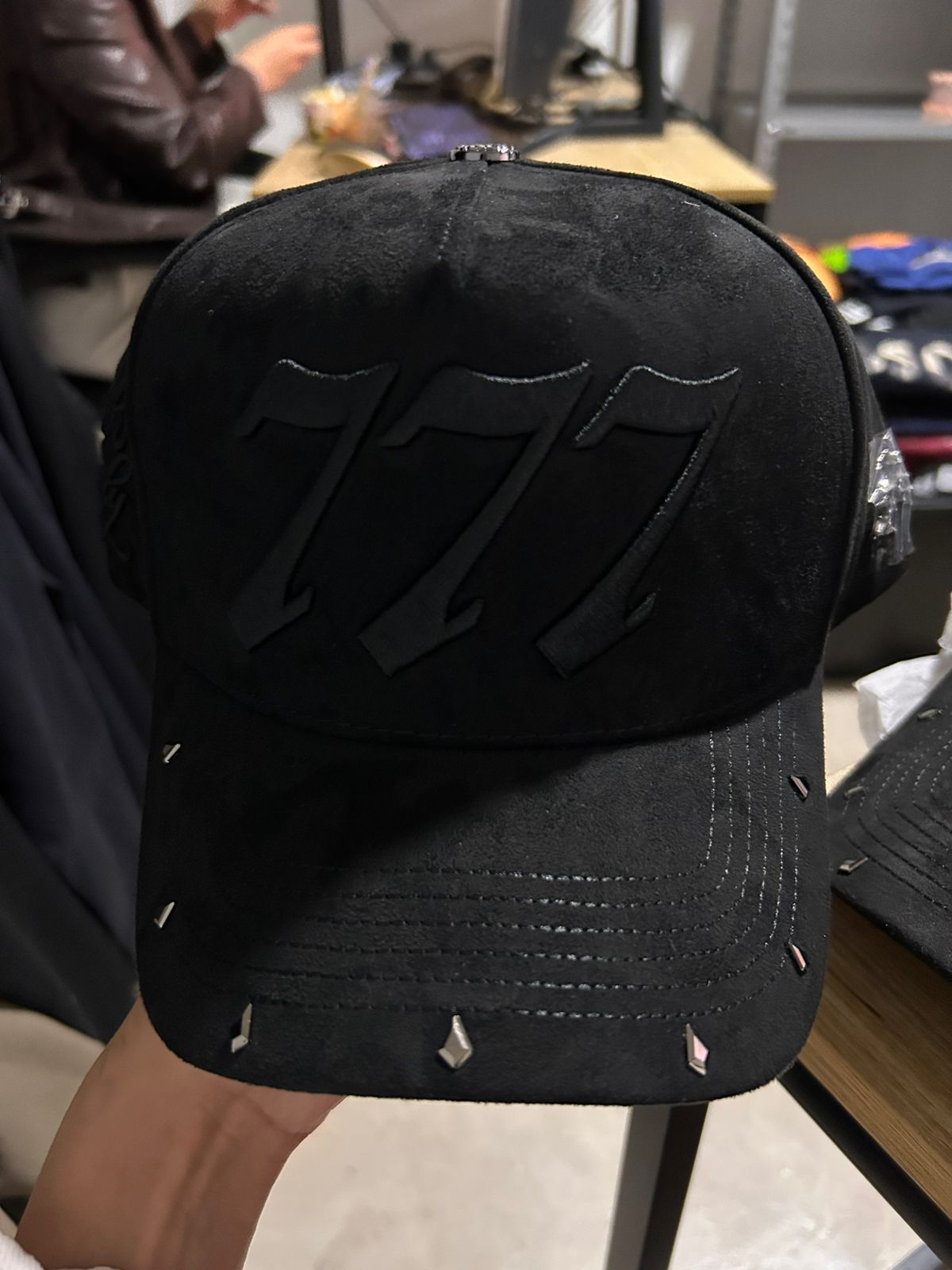 CASH ONLY - 777 STONES RINESTONES ON VISOR