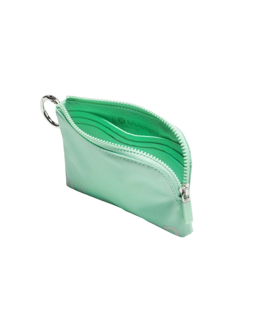 CLIPABLE CARD POUCH GREEN